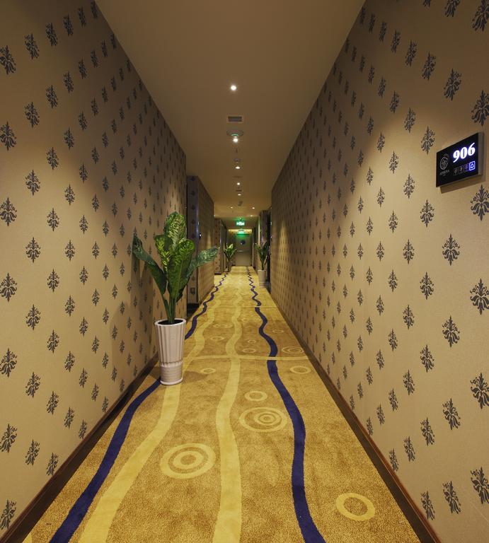 Athena Hotel Хошимин Экстерьер фото