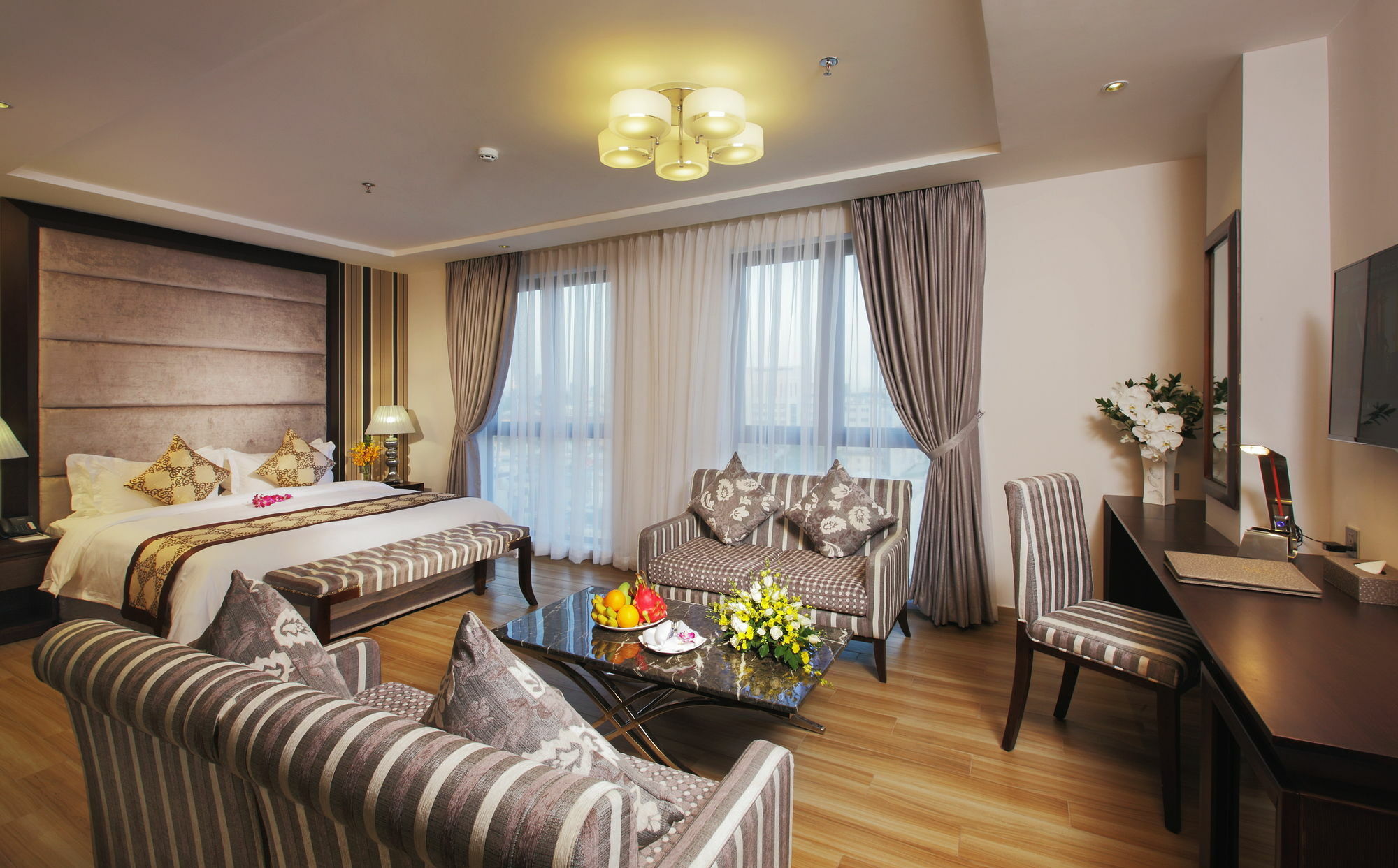 Athena Hotel Хошимин Экстерьер фото